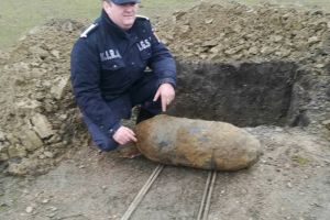 FOTO/VIDEO. Explozie controlată. Bombă de 100 de kg, detonată la Satu Mare