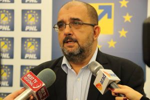 Marius Göndör: „Guvernul PSD îşi bate joc de profesori”