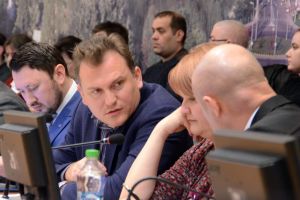 PSRo se dezintegrează, PNL o încasează