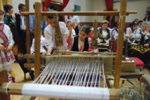 Sitenii se pregătesc de şezătoare –  „Să ţinem tradiţia vie! Este cel mai important lucru!”- primarul comunei Sita Buzăului, Nicolae Stoica.