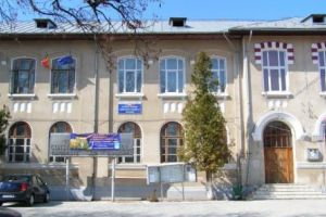 TABLETA  DE  VINERI –  Răzvan  Andrei  NISTOR – Nu lăsa frica să-ţi încoroneze viaţa