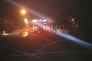 FOTO/VIDEO. Depozit de lemne din Satu Mare, distrus azi noapte într-un incendiu