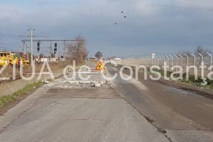 In atentia soferilor. Se asfalteaza in portul Constanta, zona Poarta 7 (galerie foto + video) 