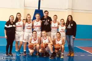 LPS Alba Iulia, pregătită de Valentin Urian, calificată în turneul semifinal Under 16 la baschet feminin