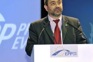 A ieşit la iveală MOTIVUL pentru care UNIONISTUL Iurie Roşca a sărit în barca lui VORONIN