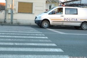 A lovit o femeie pe trecerea de pietoni şi şi-a văzut de drum. Bărbat din Săsciori, cercetat pentru vătămare corporală din culpă şi părăsirea locului accidentului