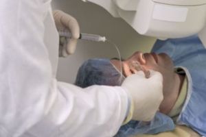 Spitalul Militar Central – Tot mai puţine transplanturi de cornee pe fondul scăderii numărului donatorilor