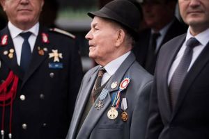 FOTO. A murit un erou. Bucur Neculai, ultimul veteran de război pompier, s-a stins din viaţă