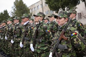 Ministrul Apărării: Personalul MapN va avea o creştere de aproximativ 3% a salariilor, ca urmare a aplicării legii salarizării