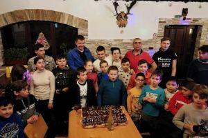 Foarte frumos. Asa sa fie inca 1.000 de ani!“: Lucian Stoicoci, antrenorul luptatorilor de la Keru Kento, sarbatorit la Fundata (galerie foto) 