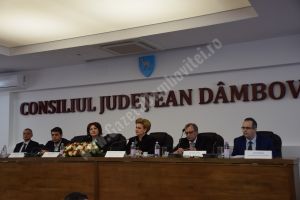 Viceprim-ministrul Graţiela Gavrilescu, Ministrul Mediului, întâlnire de lucru la Dâmboviţa