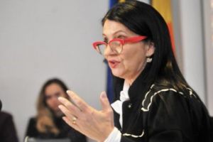 Gripa face o 18-a victimă. Ministrul Sănătăţii se apără: 
