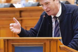 Corneliu Olar: PSD şi ALDE distrug învăţământul rural