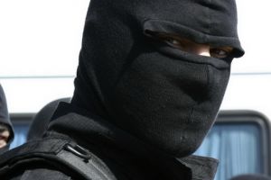 Ce a patit o femeie care i-a spionat telefonul sotului. DIICOT a intrat pe fir 