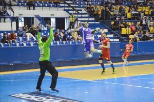 SCM Politehnica Timisoara a fost invinsa de CSM Bucuresti, dupa ce a fost dominata tot meciul