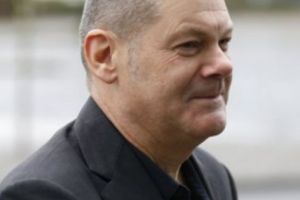 Despre nemţi, bani şi putere: Germania a HOTĂRÂT să NU mai dea LECŢII nimănui despre cum să se GOSPODĂREASCĂ