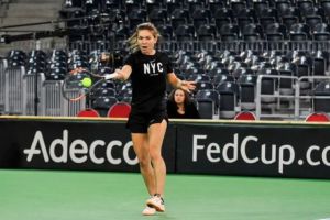 Simona Halep, în echipament Nike. Tenismena ar urma să primească 2 milioane de dolari anual de la noul ei sponsor tehnic