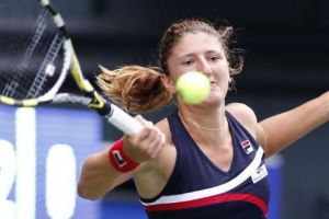 NEWS ALERT. România A CÂȘTIGAT întâlnirea cu naţionala Canadei, din FED CUP. Irina Begu a adus punctul decisiv