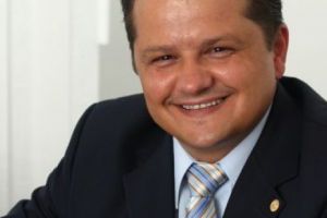 Vuza de la Chimcomplex nu a dat nici un leu pentru Oltchim!