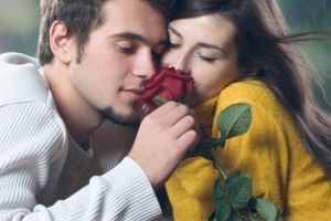 Valentine’s day- Ziua Îndrăgostiţilor: Idei de cadouri inedite pentru EA. Ce surpriză îi poţi face iubitei