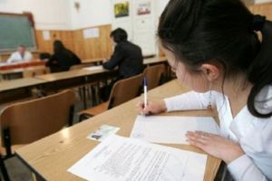 DÂMBOVIȚA: A început examenul maturităţii! Aproape 3000 de elevi înscrişi la BAC