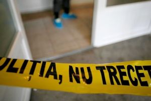 Incident sangeros intr-un bar din Complexul Studentesc. Batran taiat cu cutitul