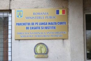 „Trebuiau RUPTE UŞILE procurorilor INFRACTORI, sigilate toate dosarele, REŢINUŢI”