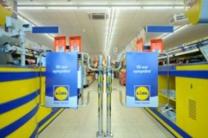 LIDL face un anunţ radical: Ce se va întâmpla cu salariile angajatilor, de la 1 martie
