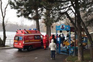 Femeie găsită moartă în lacul parcului IOR