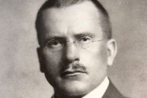 
Cum a fost convins Carl Gustav Jung să scrie ultima sa carte - „Omul şi simbolurile sale”
