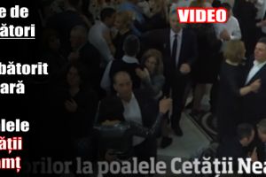 Sute de vânători au sărbătorit aseară la poalele Cetăţii Neamţ