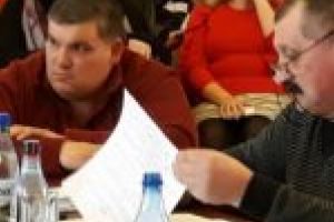 „Capul datornicilor vrem!” Consilierii PSD cer lista marilor datornici din Caransebeş