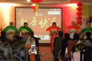 (GALERIE FOTO) Anul Nou Chinezesc – Anul Câinelui de Pământ, sărbătorit la Deva