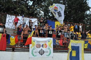 Dependenţi de…Independent