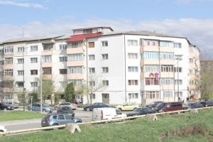 Un deceniu de asigurări pentru locuinţe: Obligatoriu… pe sărite!