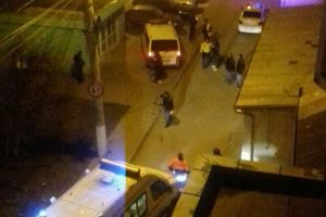 FOTO. Altercaţie în spatele Bulevardului Transilvaniei din Alba Iulia: O persoană reţinută, iar alte două internate în spital cu plăgi înţepate