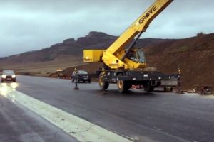 Joi se anunţă constructorii primelor tronsoane ale autostrăzii Sibiu- Piteşti