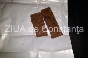 Cicolata cu viermi, cumparata la un magazin din Constanta. CJPC anunta verificari