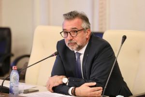 Ministrul Lucian Romaşcanu anunţă semnarea unui contract de împumut cu BDCE pentru reabilitarea unor clădiri culturale din România