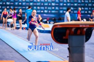 Gimnasta focşăneancă Ana Maria Bărbosu în finalele Cupei Mondiale Challenge din Croaţia