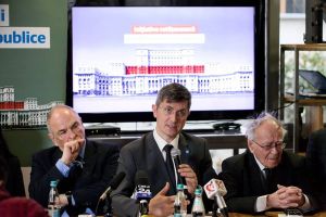 Cei de la USR vor să modifice Constituţia! Au creat grupul de iniţiativă a campaniei „Fără penali în funcţii publice”