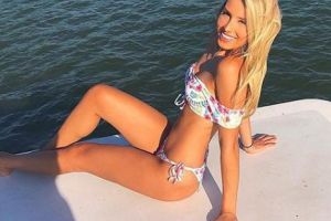 ALERTĂ! Ea este cea mai SEXY şi mai DOTATĂ prezentatoare de ştiri din LUME – GALERIE FOTO