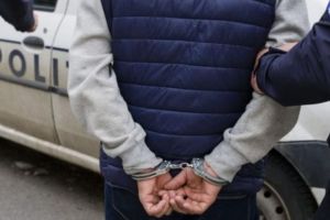 Hoţii care au dat mai multe lovituri în Drăgăneşti Vlaşca, arestaţi pentru 30 de zile