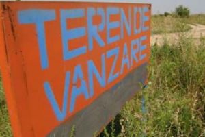 Europarlamentar român: O să devenim sclavi în propria ţară! Străinii au cumpărat 43% din terenurile agricole din România 