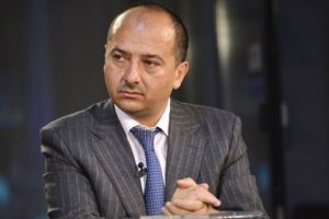 Din ciclul – “Coarnă, nici pe ăsta nu l-ai dat în judecată?!”…  LEGEA SALARIZĂRII – REMUS BORZA – M.A.I., SALARII URIAȘE!  –  ”JAF LA DRUMUL MARE – ABSOLUT ABERANT”