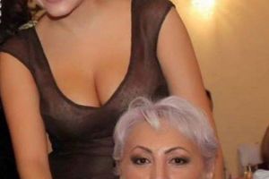 Andra dezvăluie secretul tenului său perfect. E acelaşi truc pe care mama ei îl foloseşte de ani de zile: „îmi curăţă tenul excelent…” Și mulţi ar fi crezut că foloseşte doar produse scumpe