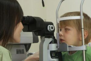 Principalele probleme medicale ale elevilor suceveni sunt tulburările de vedere şi obezitatea