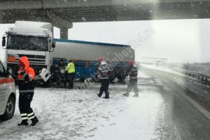 Circulaţie blocată pe A1 pe sensul Piteşti-Bucureşti, în urma unui accident