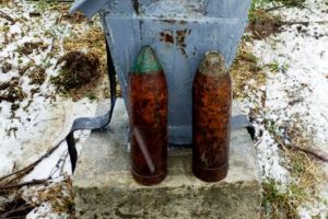 Două proiectile descoperite în urma unor săpături la Mărăşeşti