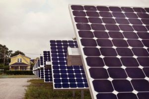 Persoanele fizice nu pot livra „energie verde” în reţea, pentru că nu există reglementări fiscale!